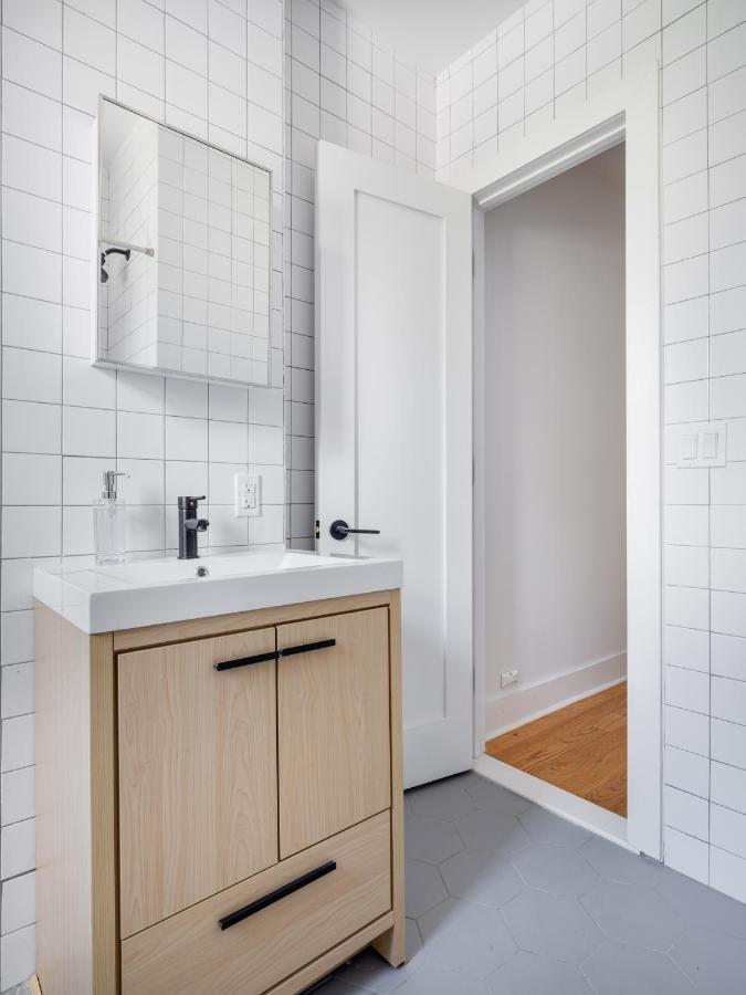 Modern Three Bedroom Brooklyn Condo-Hotel Nova York Exterior foto